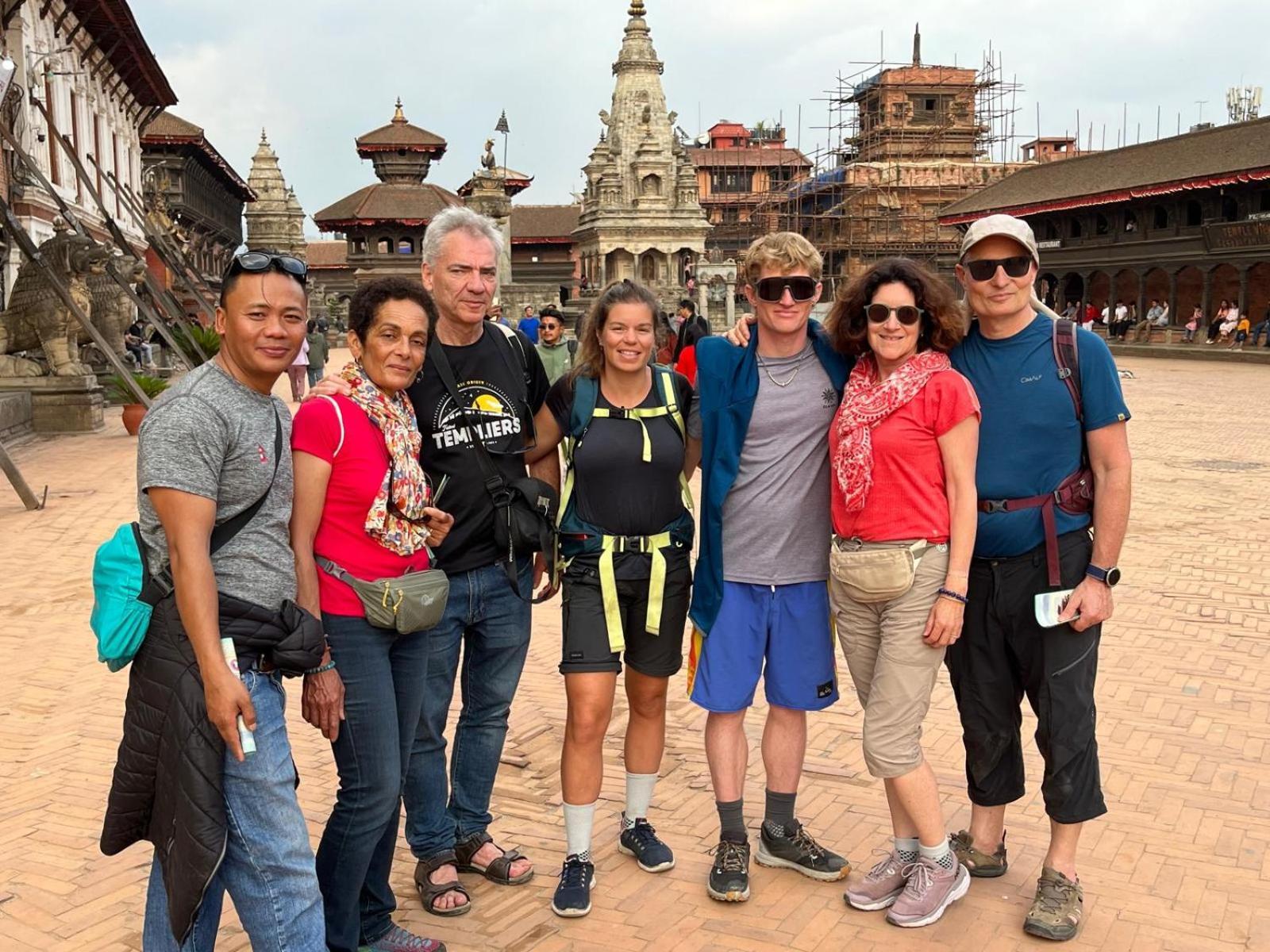 Dragon Homestay บักตะปูร์ ภายนอก รูปภาพ